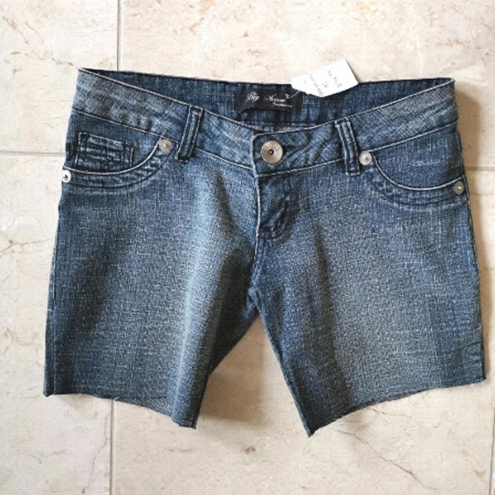 Nwt Big Seven Jean shorts cutoffs stretch